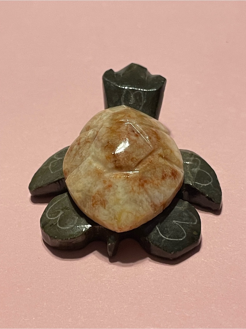 Ecuador Stone Miniature Turtle Figurine - Picture 2 of 9